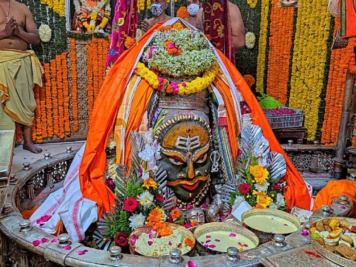 maha shivratri pr mahakaleshwar mein krayein 11 brahmanon dwara 11 vishesh vastuon se mahadev ka samuhik rudrabhishek evam rudri path 2023