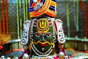 saavan shivaraatri par samast parivaar ke akhand saubhaagy ke lie mahaakaaleshvar jyotirling mein karaen rudraabhishek - 30 / july / 2019